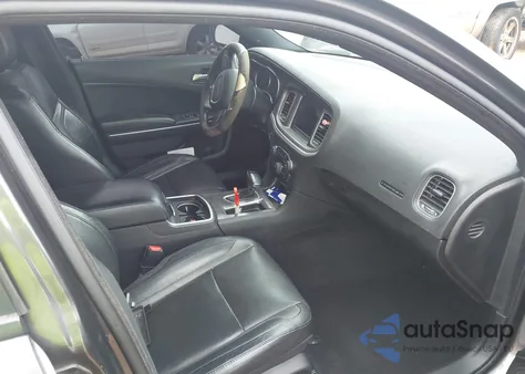 2019 Dodge Charger Sxt Rwd z USA, uszkodzony, nr VIN 2C3CDXBG4KH711627